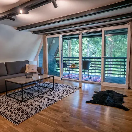 Cozy Nest 度假居 *