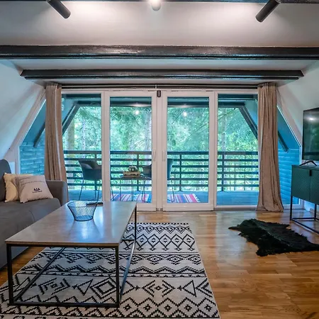 Cozy Nest Prázdninový dům Kazina Bara