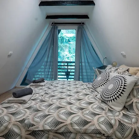 Prázdninový dům Cozy Nest Kazina Bara
