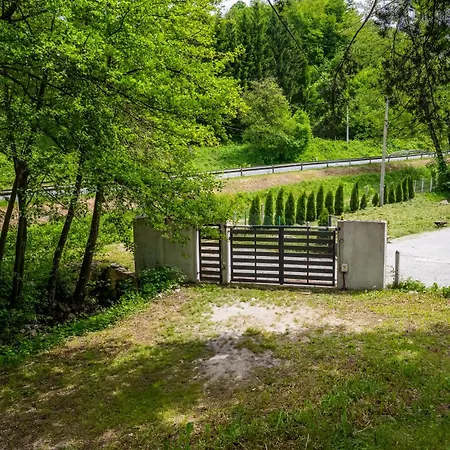Prázdninový dům Cozy Nest Kazina Bara
