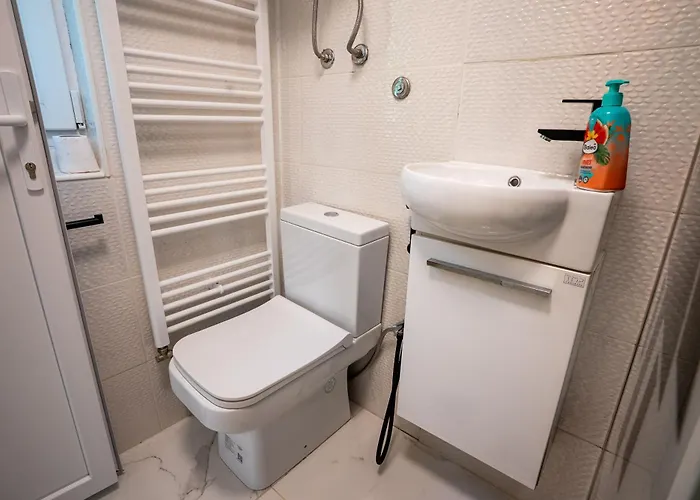 Cozy Nest Kazina Bara